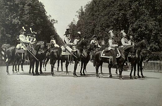 officers_on_horseback_0.jpg