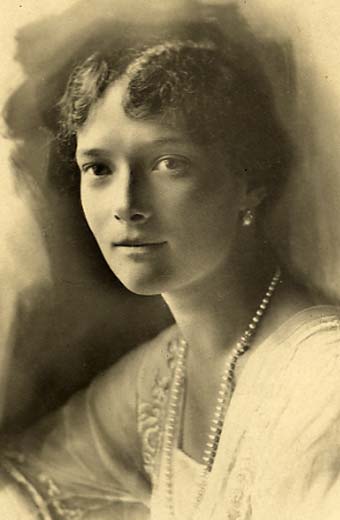 Tatiana_1916_1.jpg