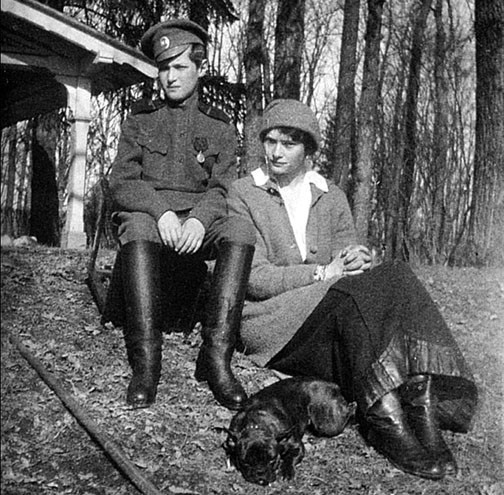 Царевна Татьяна и цесаревич Алексей.jpg
